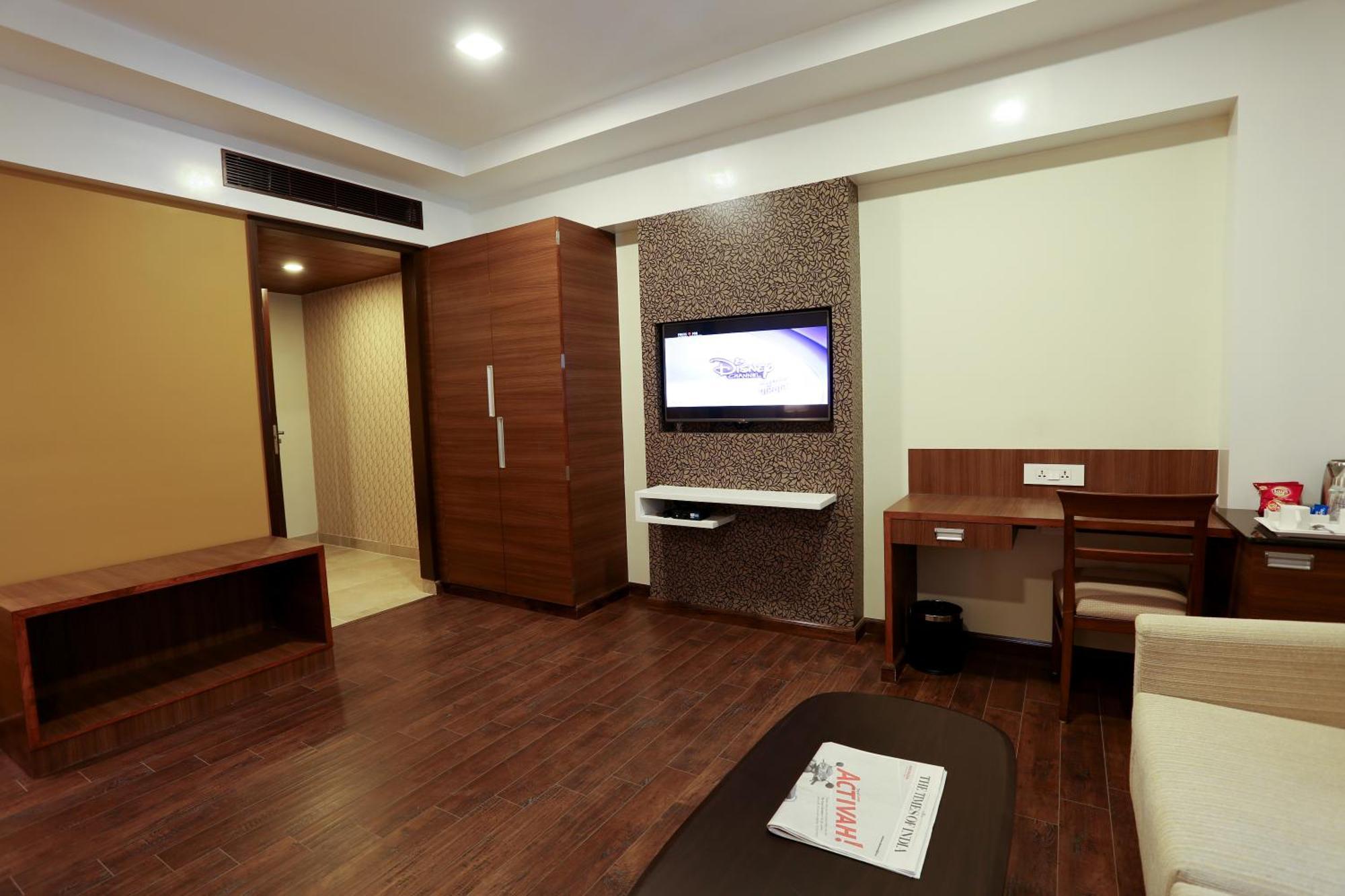 Fressotel Seetharam Coimbatore Buitenkant foto