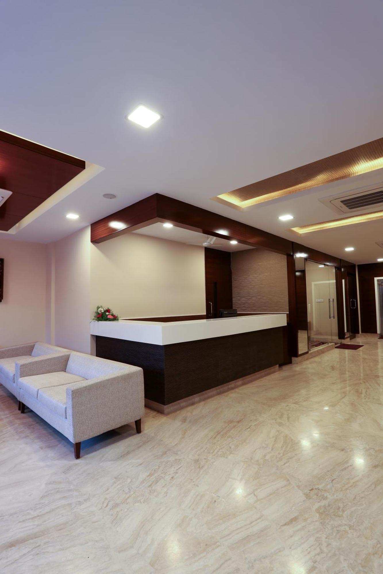 Fressotel Seetharam Coimbatore Buitenkant foto