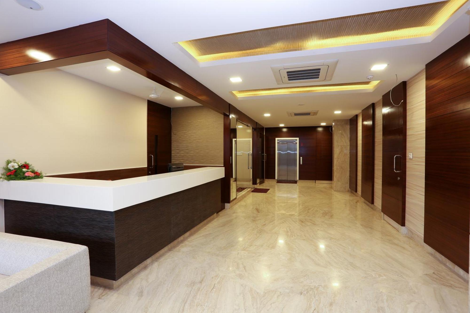 Fressotel Seetharam Coimbatore Buitenkant foto