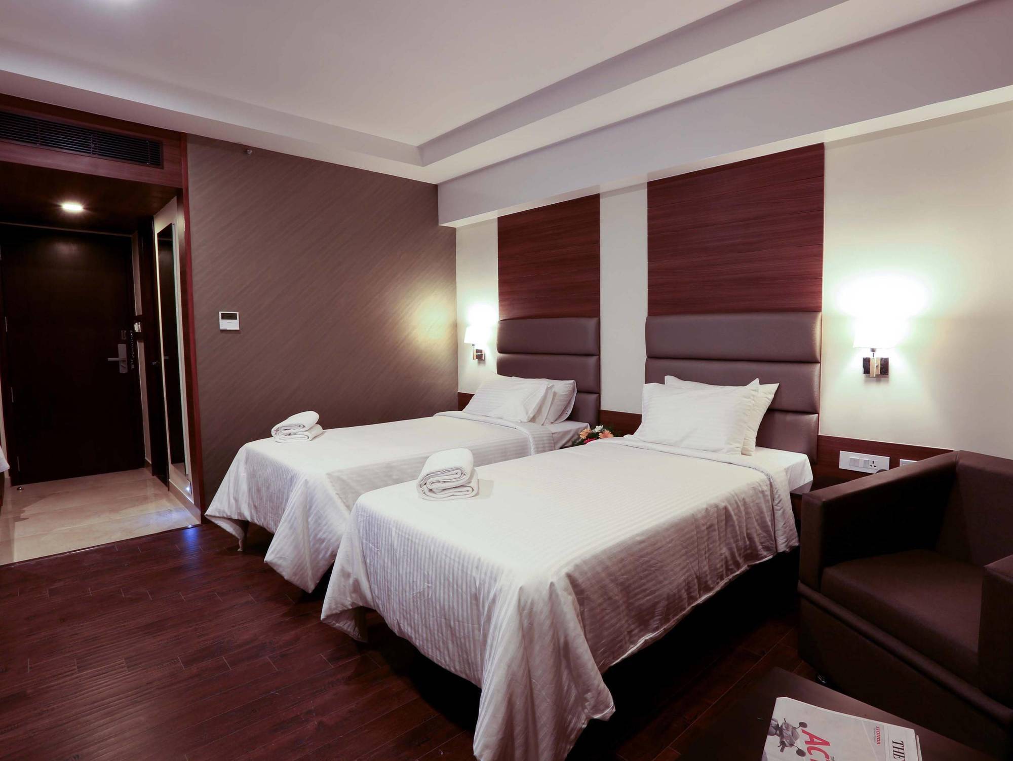 Fressotel Seetharam Coimbatore Buitenkant foto